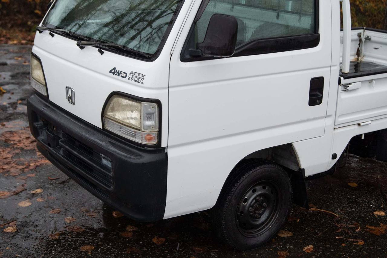 1999 Honda Acty Super Delux RealTime 4WD Mid-Engine, 5MT