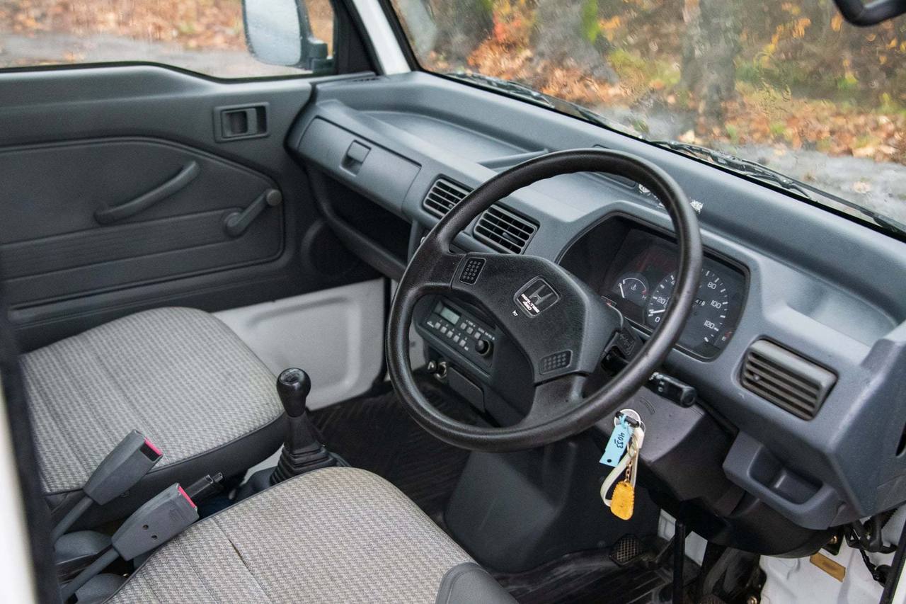 1999 Honda Acty Super Delux RealTime 4WD Mid-Engine, 5MT