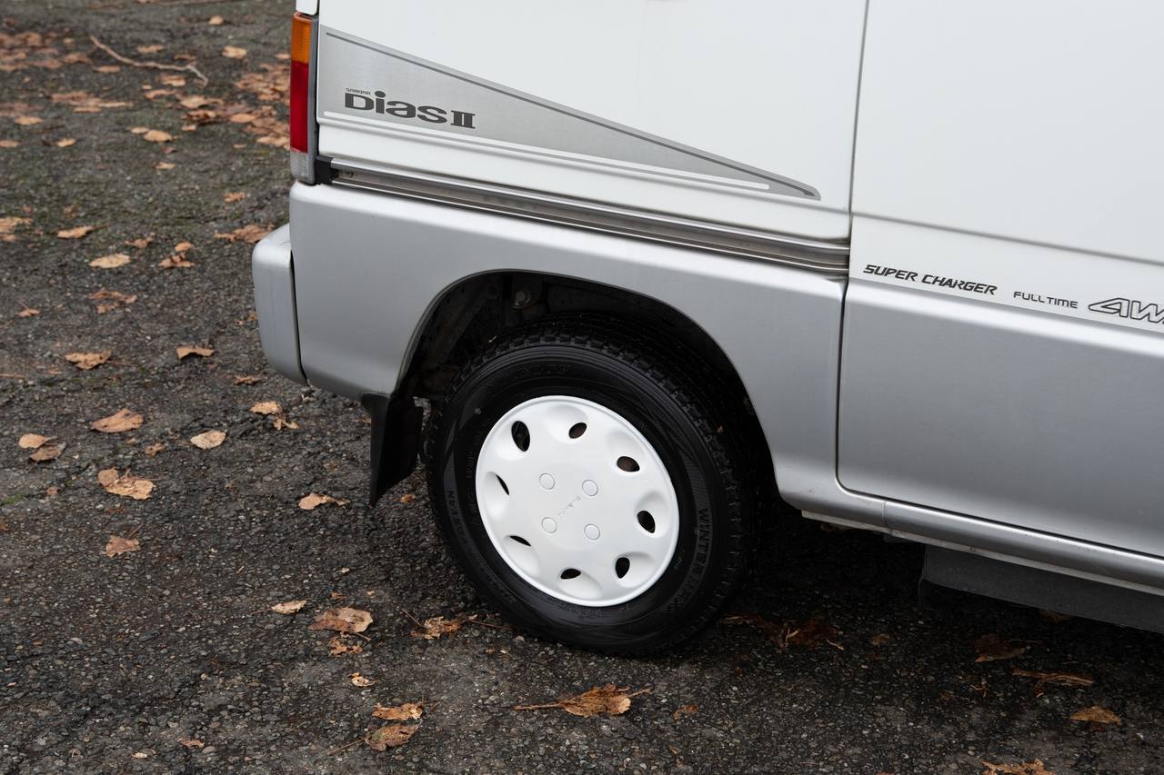 1995 Subaru Sambar Dias Supercharged Glass Roof 4WD, PW, AC, 5MT