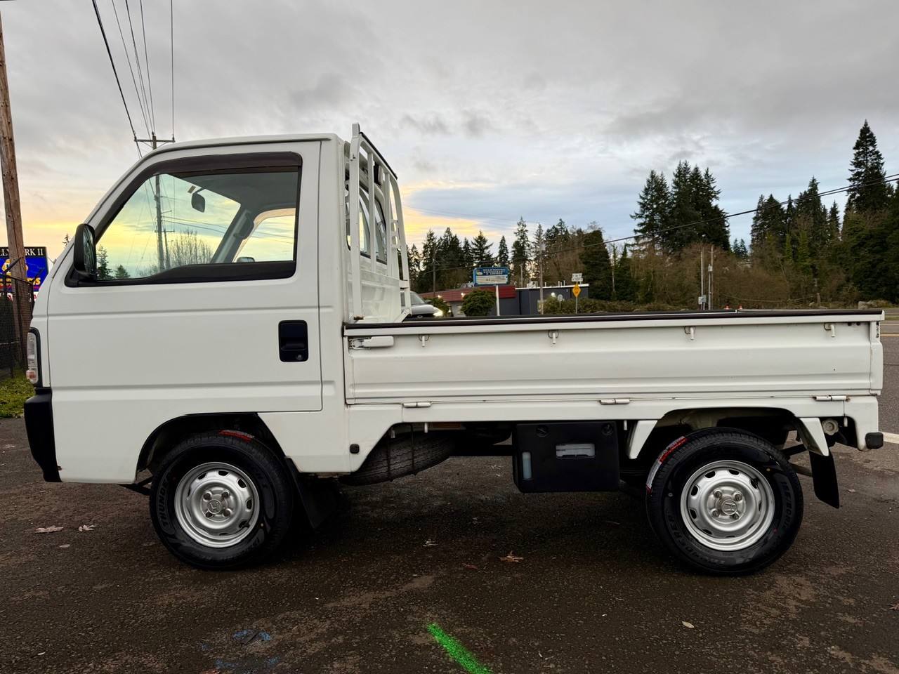 1999 Honda Acty Super Delux RealTime 4WD Mid-Engine, 5MT