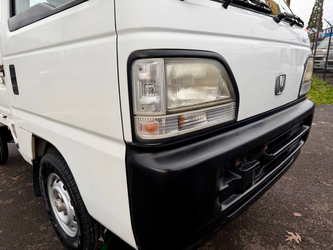 1999 Honda Acty Super Delux RealTime 4WD Mid-Engine, 5MT