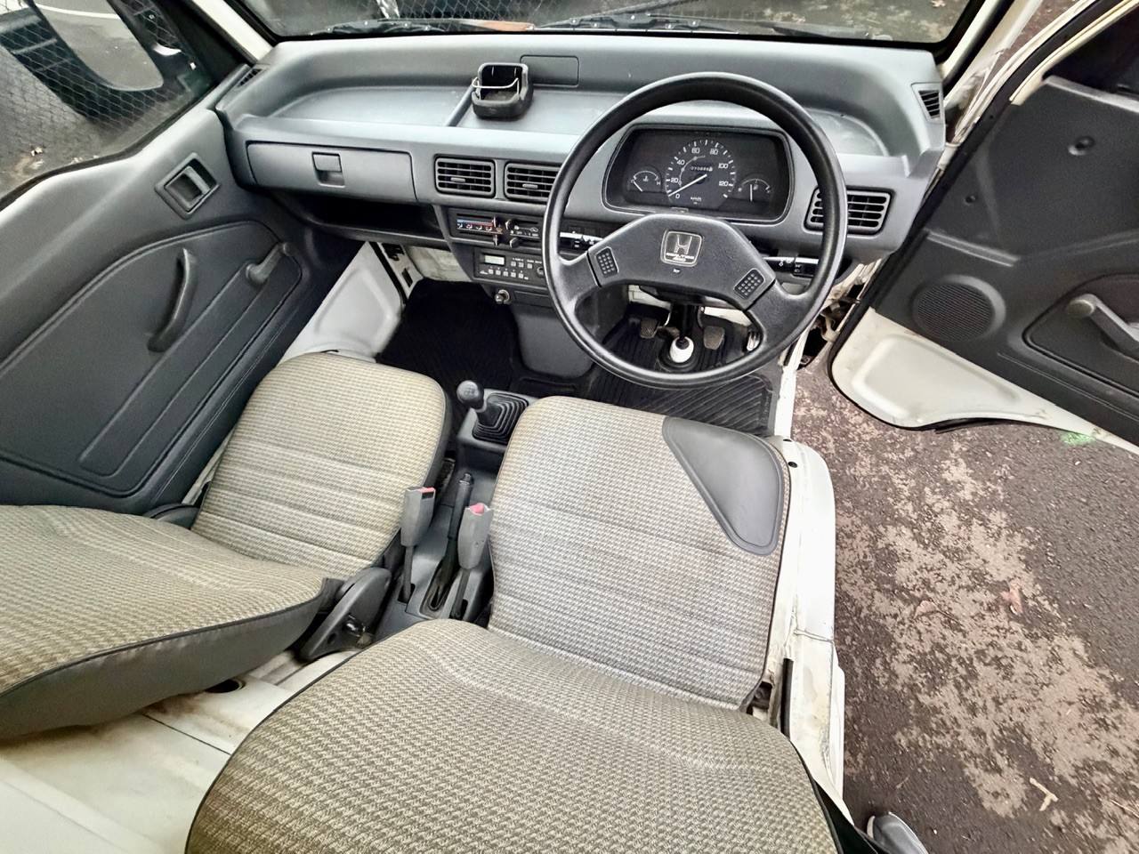 1999 Honda Acty Super Delux RealTime 4WD Mid-Engine, 5MT