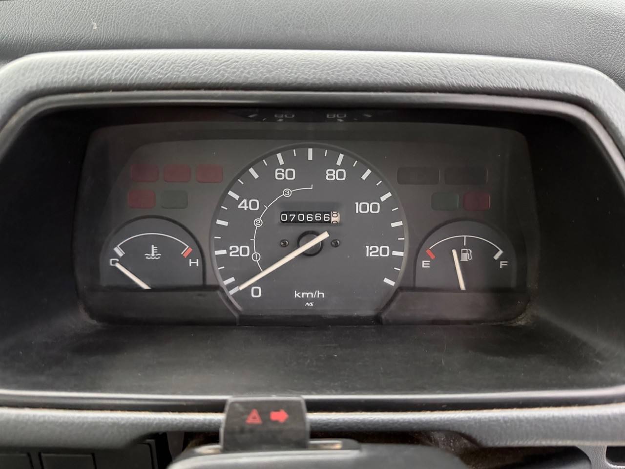 1999 Honda Acty Super Delux RealTime 4WD Mid-Engine, 5MT