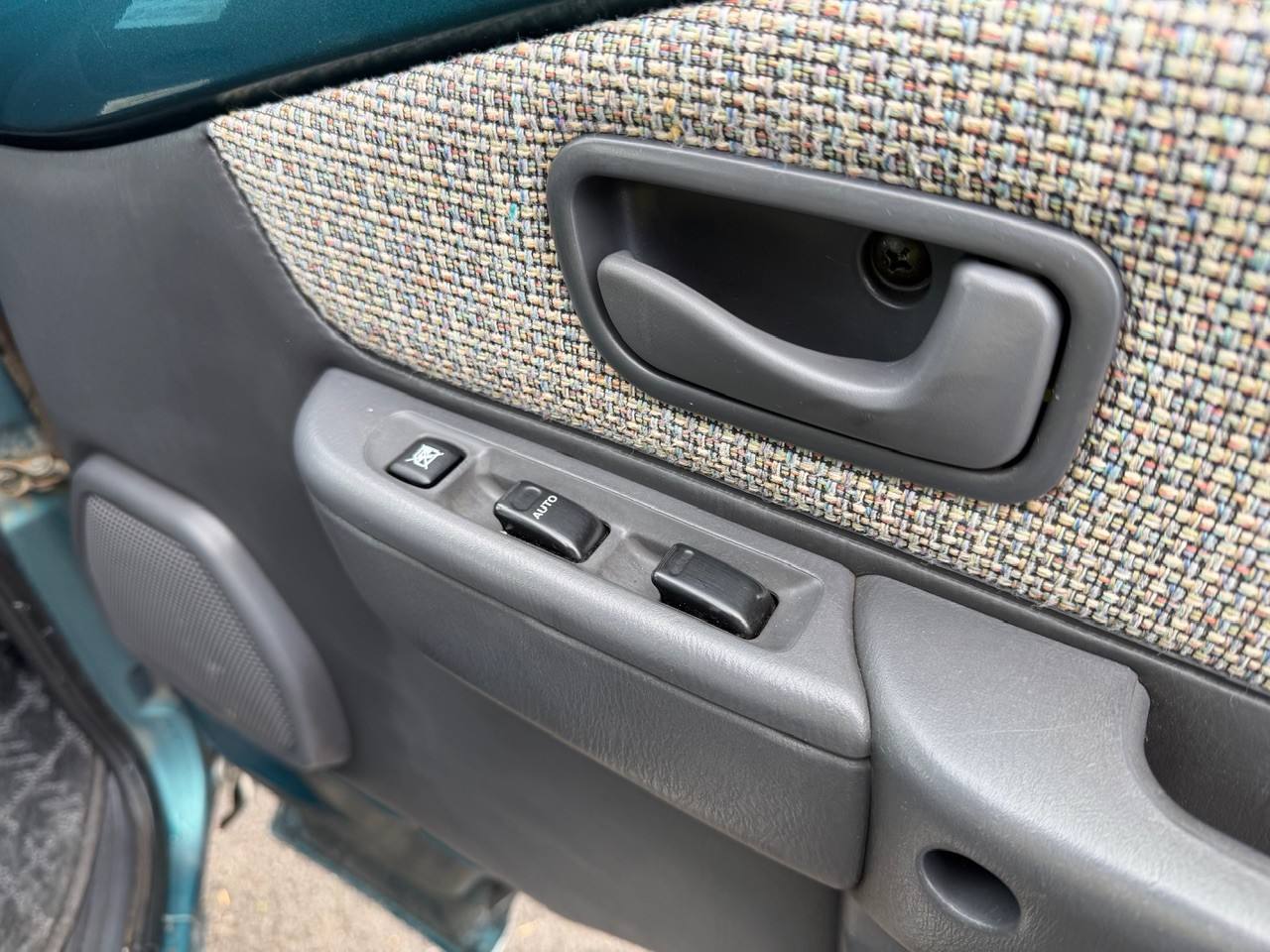 2000 Subaru Sambar EFI Dias Supercharged 4WD, PS,PW,PL, ABS, AC, Auto