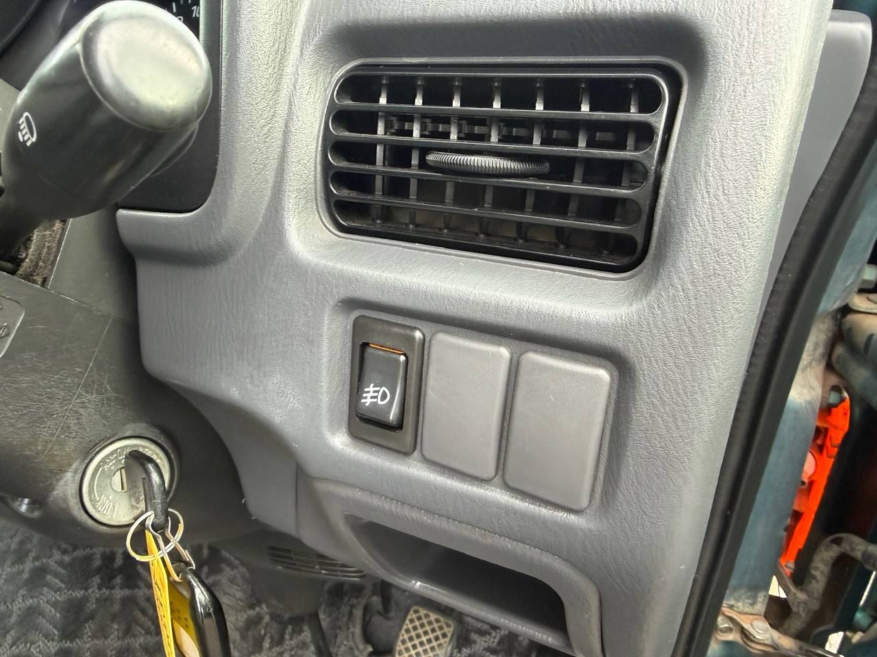 2000 Subaru Sambar EFI Dias Supercharged 4WD, PS,PW,PL, ABS, AC, Auto