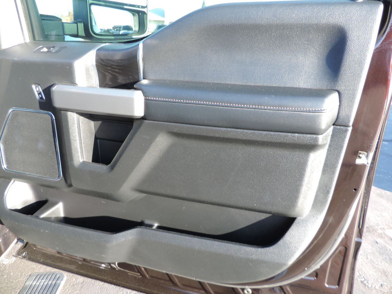 2019 Ford F-250 SD Crew Cab Platinum FX4 4WD