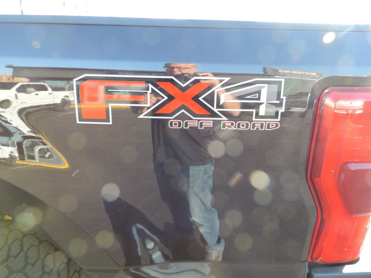 2019 Ford F-250 SD Crew Cab Platinum FX4 4WD