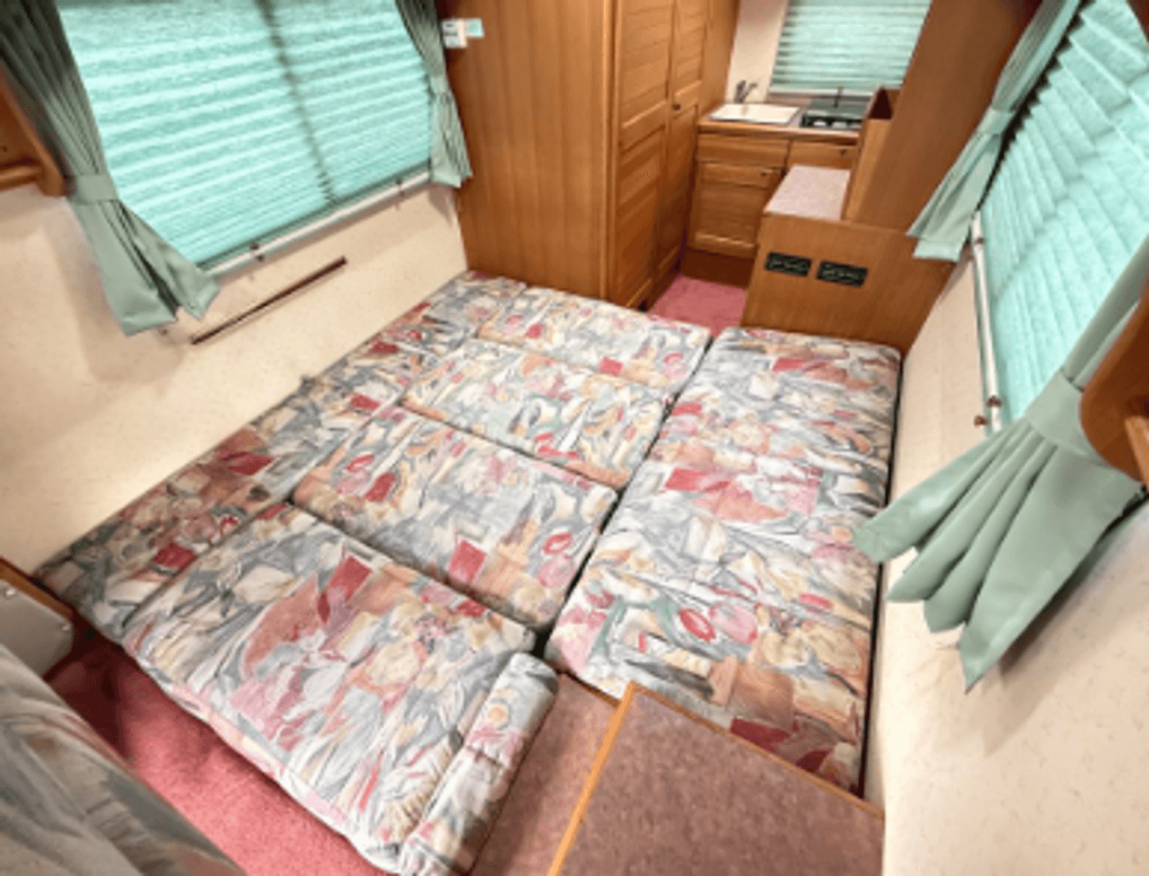 2001 Toyota Camroad Camper Limited 20th Anniversary 2WD, Auto