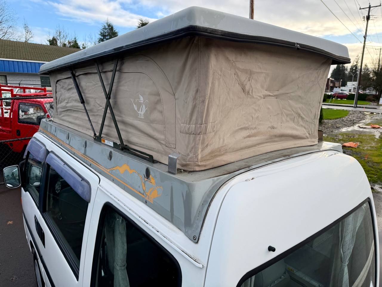 1998 Subaru Domingo Aladdin PopTop Camper 4WD, Automatic (1/83)
