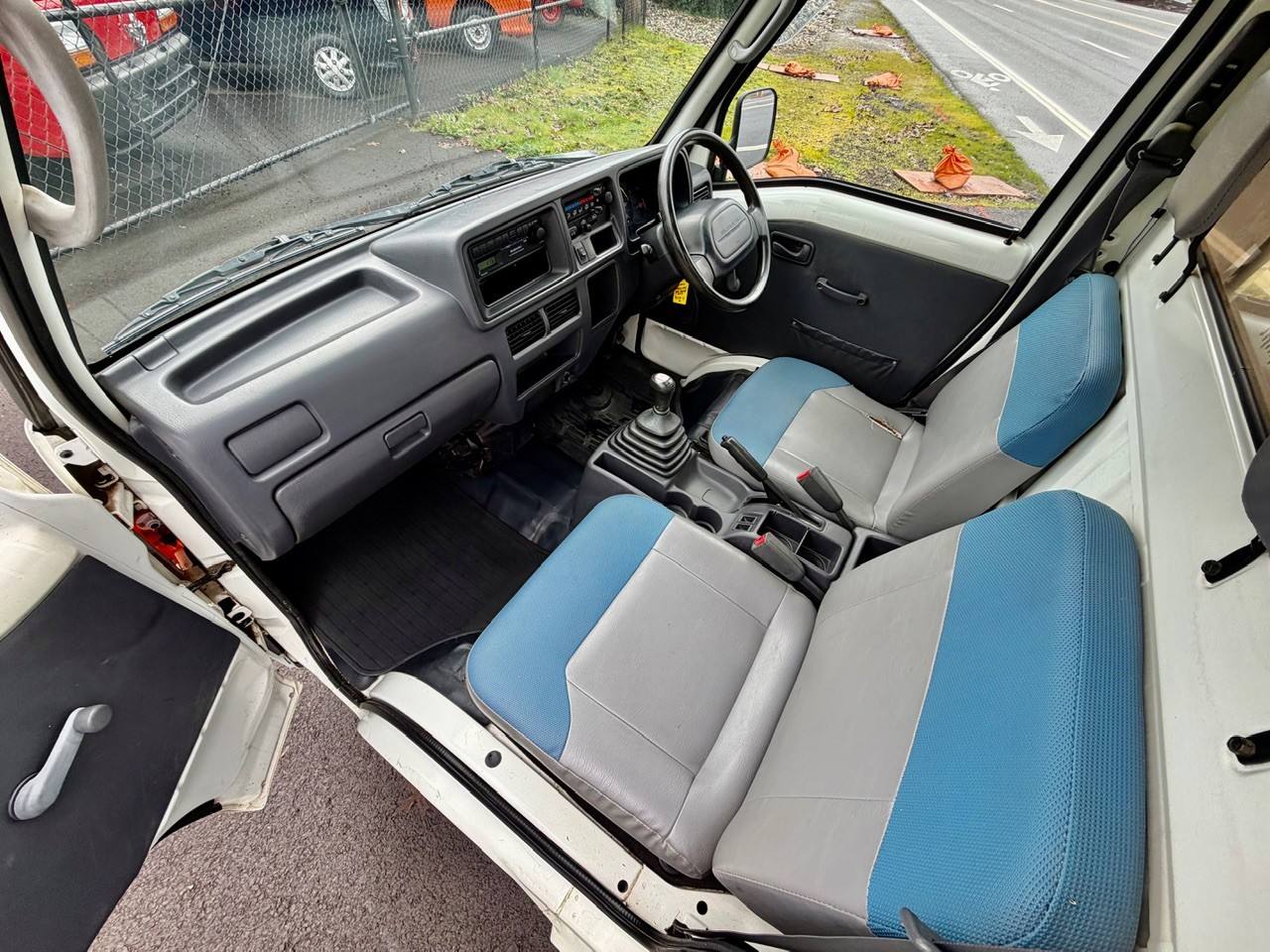 2000 Subaru Sambar EFI Supercharged 4WD, 2Hi-4Hi, AC, ABS, Airbag 5MT