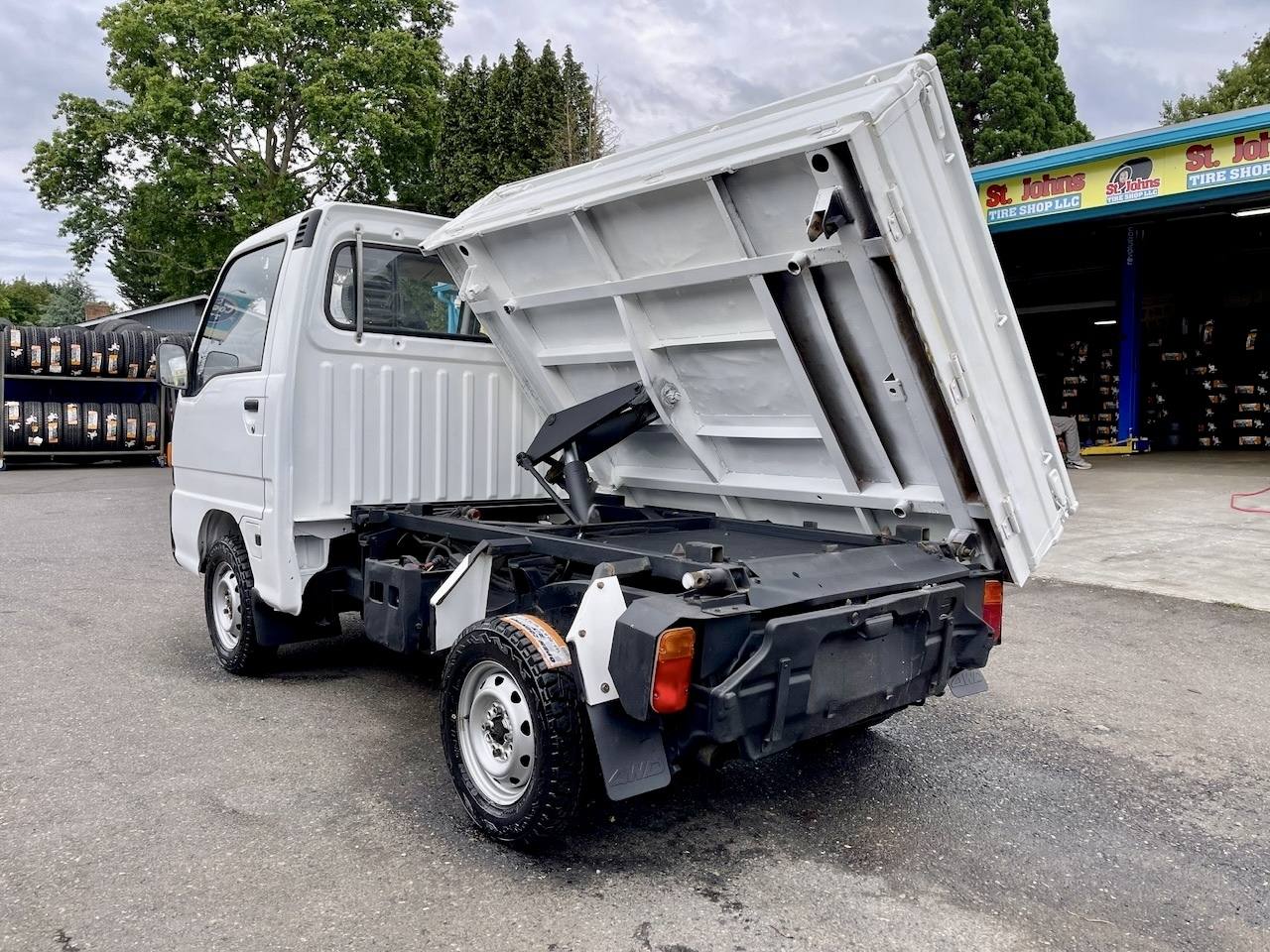 1991 Subaru Samber 3-Way Dump 4WD, 2Hi-4Hi, EL Gear, 5MT