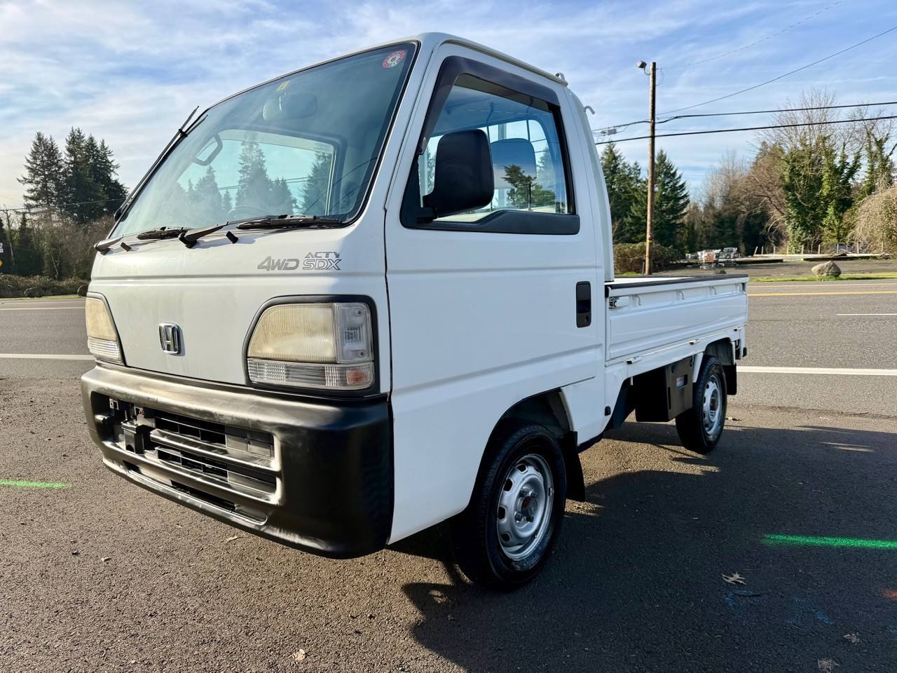 1998 Honda Acty Super Delux 4WD Mid-Engine, AC, 5MT, Like New!