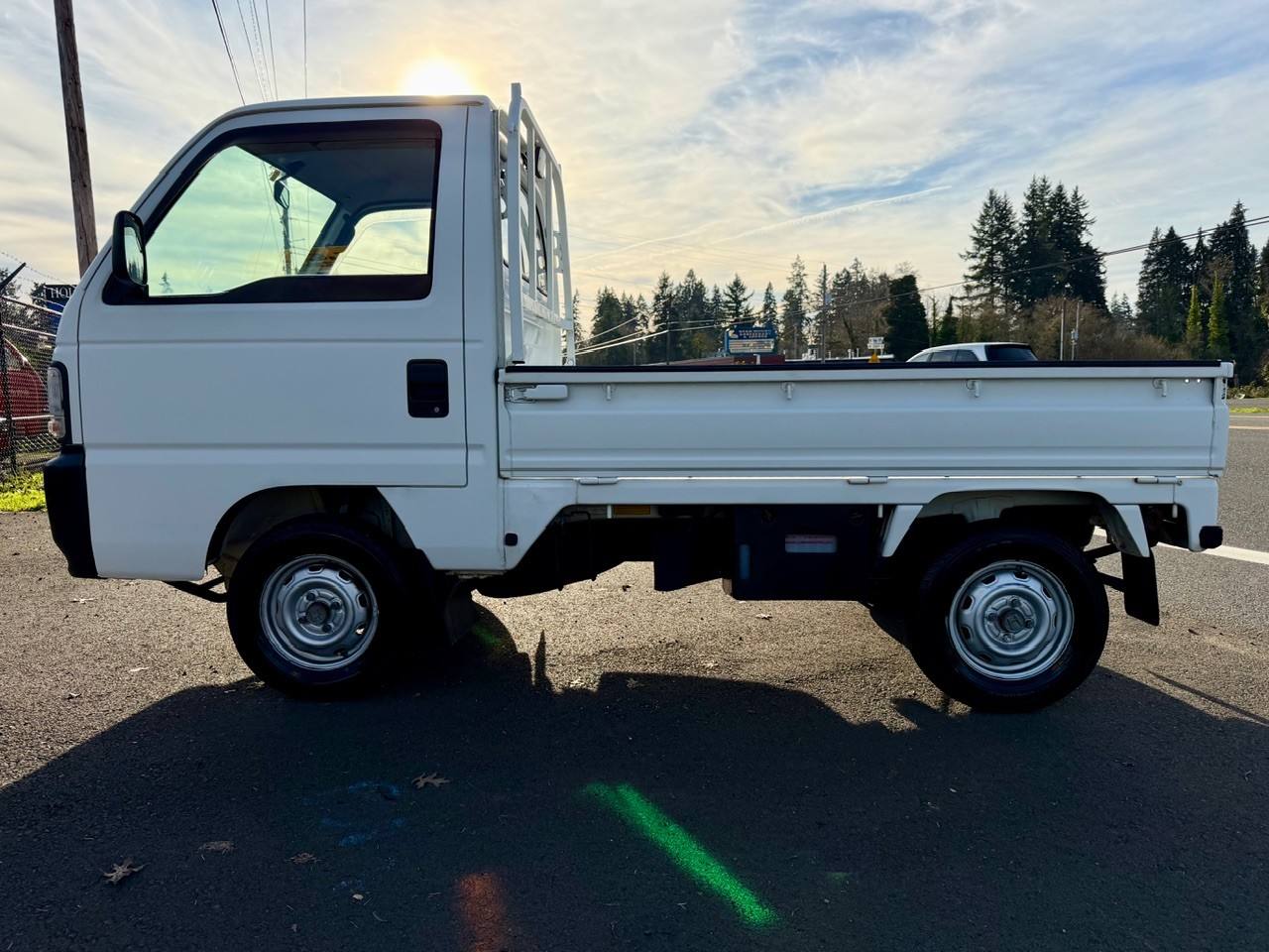 1998 Honda Acty Super Delux 4WD Mid-Engine, AC, 5MT, Like New!