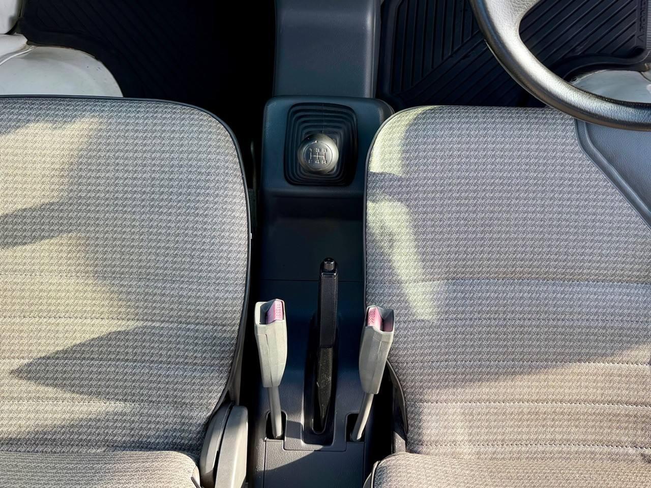 1998 Honda Acty Super Delux 4WD Mid-Engine, AC, 5MT, Like New!