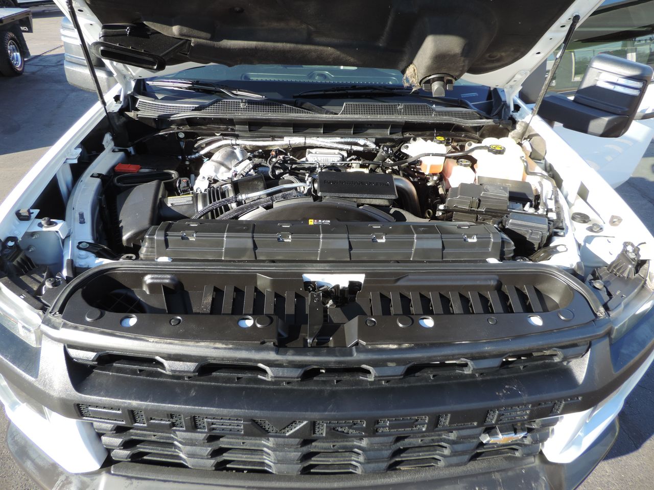 2023 Chevrolet Silverado 3500HD Reg. Cab W/T Flatbed DRW 4WD