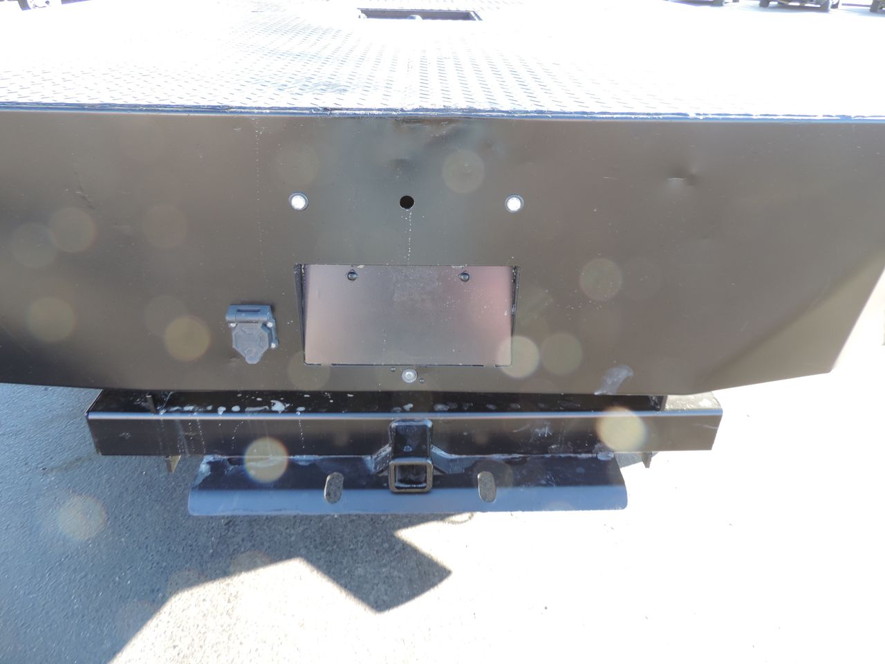 2022 Ford F-350 SD Crew Cab XL Flatbed DRW 4WD