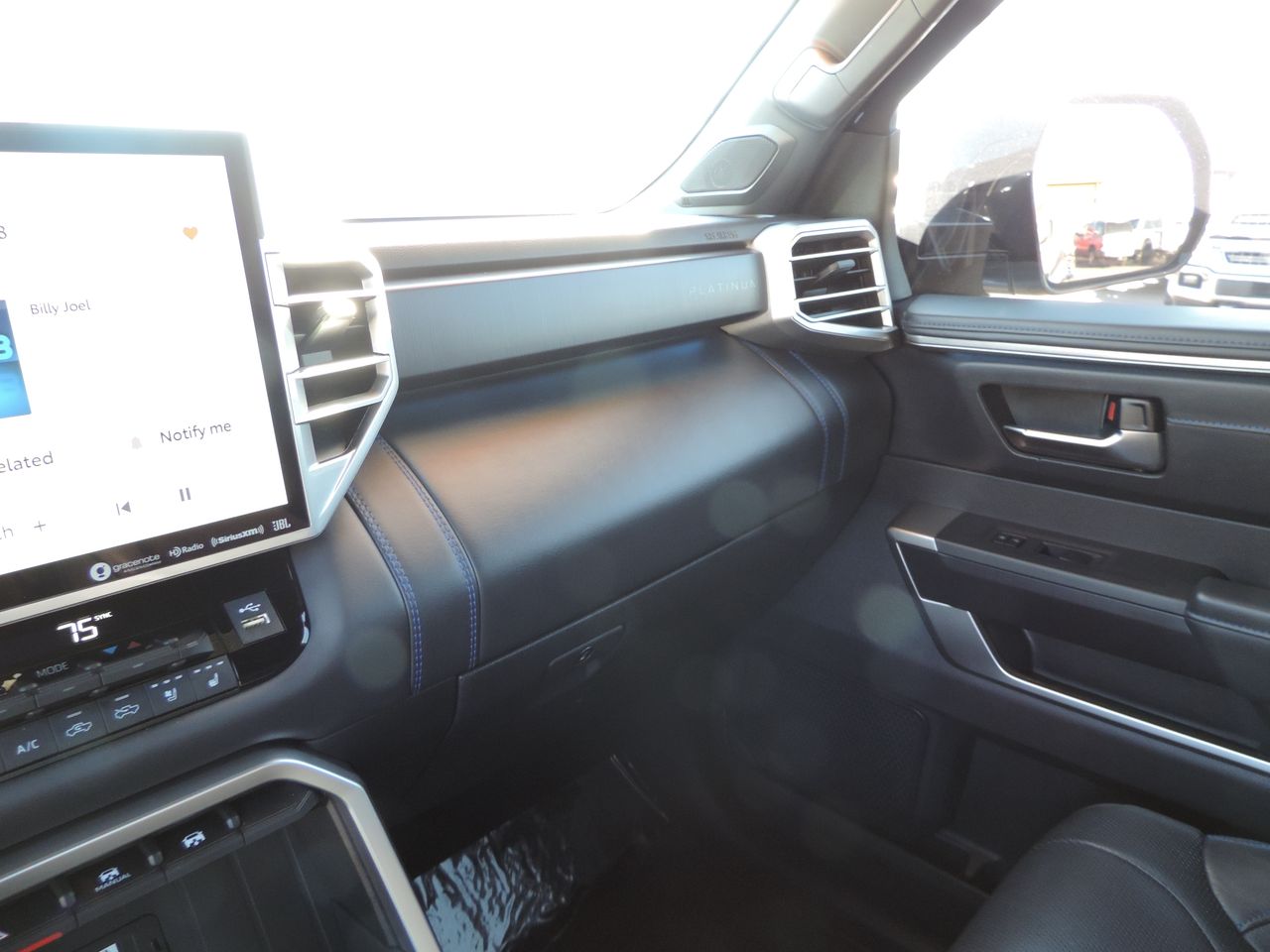2022 Toyota Tundra CrewMax Platinum 4WD