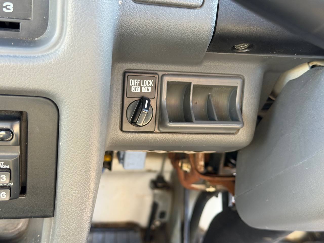 1996 Subaru Sambar Supercharged 4WD, 2Hi-4Hi, AC, 5MT, Diff Lock