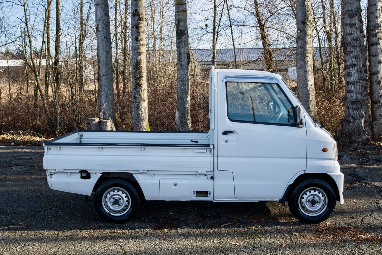 2000 Mitsubishi Minicab Special Edition 4WD, 2Hi-4Hi-4Lo, PS, AC, 5MT