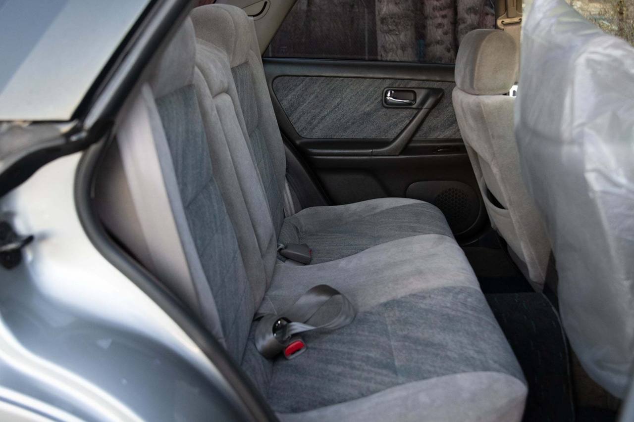 1996 Nissan Stagea 25X RWD, Sunroof, 18' Alloys, Automatic