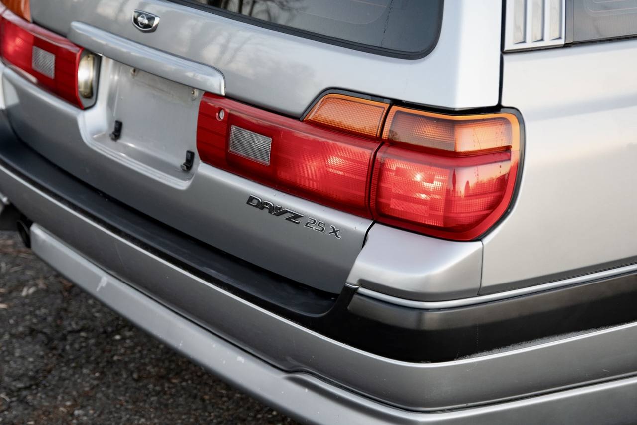 1996 Nissan Stagea 25X RWD, Sunroof, 18' Alloys, Automatic