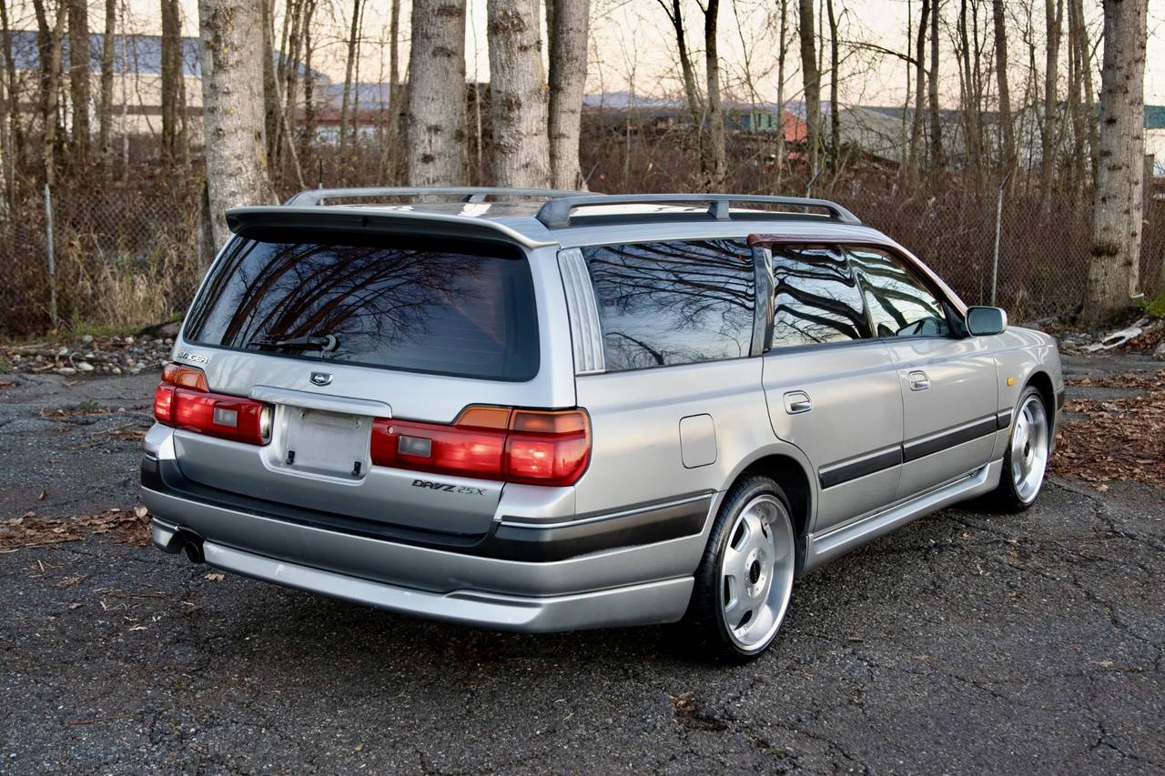 1996 Nissan Stagea 25X RWD, Sunroof, 18' Alloys, Automatic