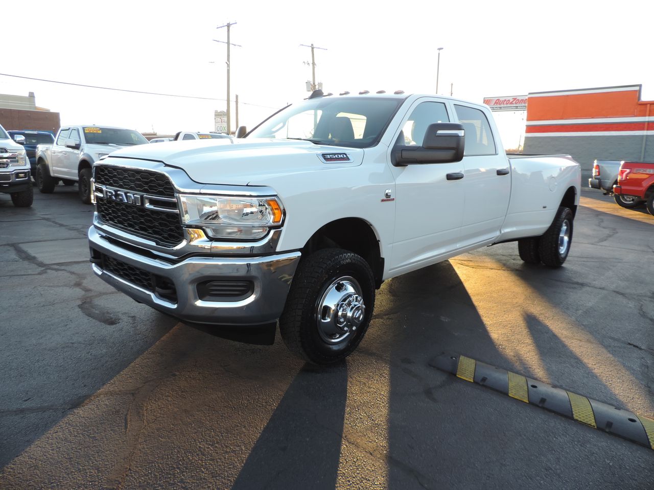 2024 RAM 3500 Crew Cab Tradesman DRW 4WD