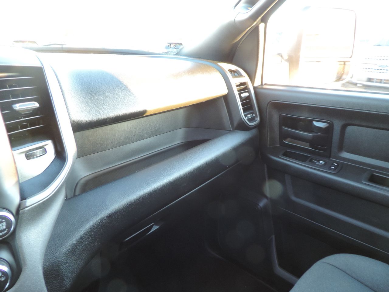 2024 RAM 3500 Crew Cab Tradesman DRW 4WD
