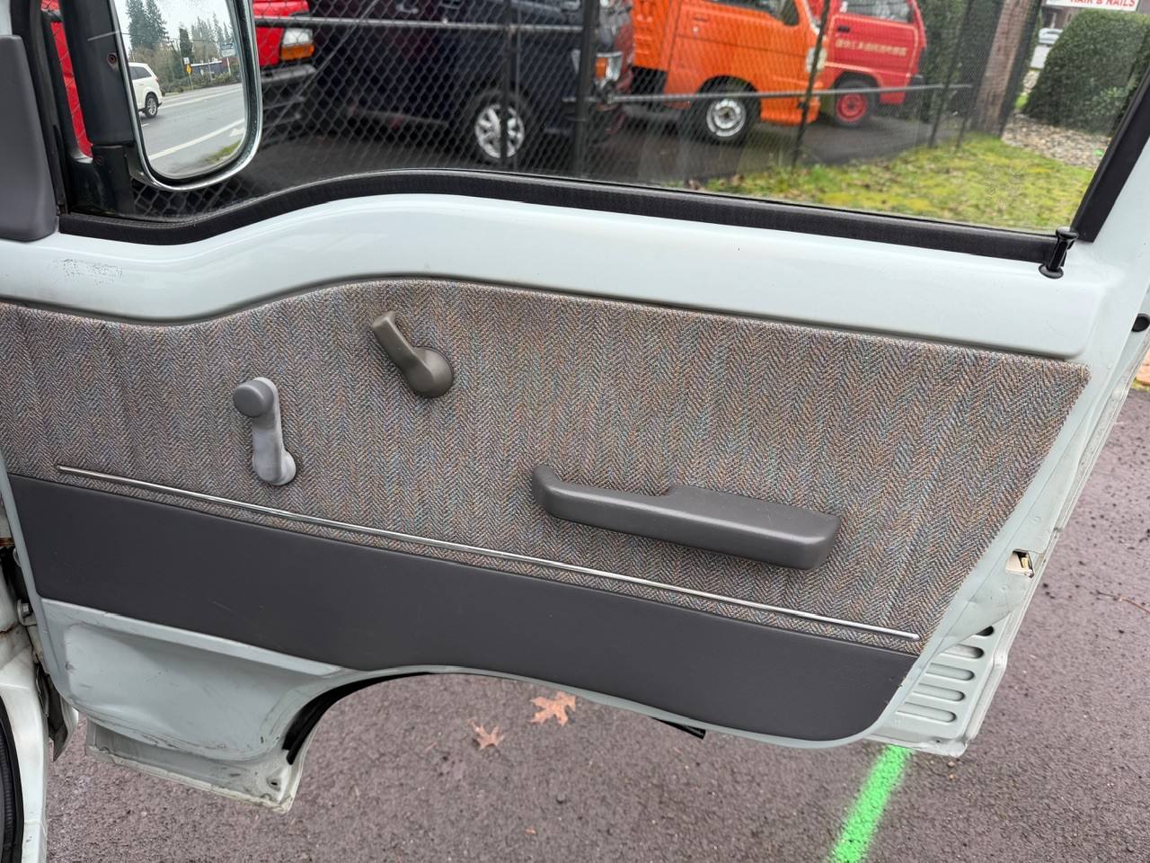 1998 Subaru Sambar Dias Classic EFI Fulltime 4WD, PS, AC, Automatic