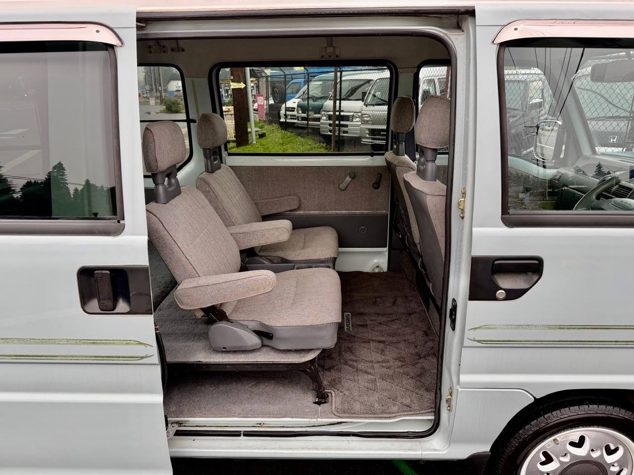 1998 Subaru Sambar Dias Classic EFI Fulltime 4WD, PS, AC, Automatic