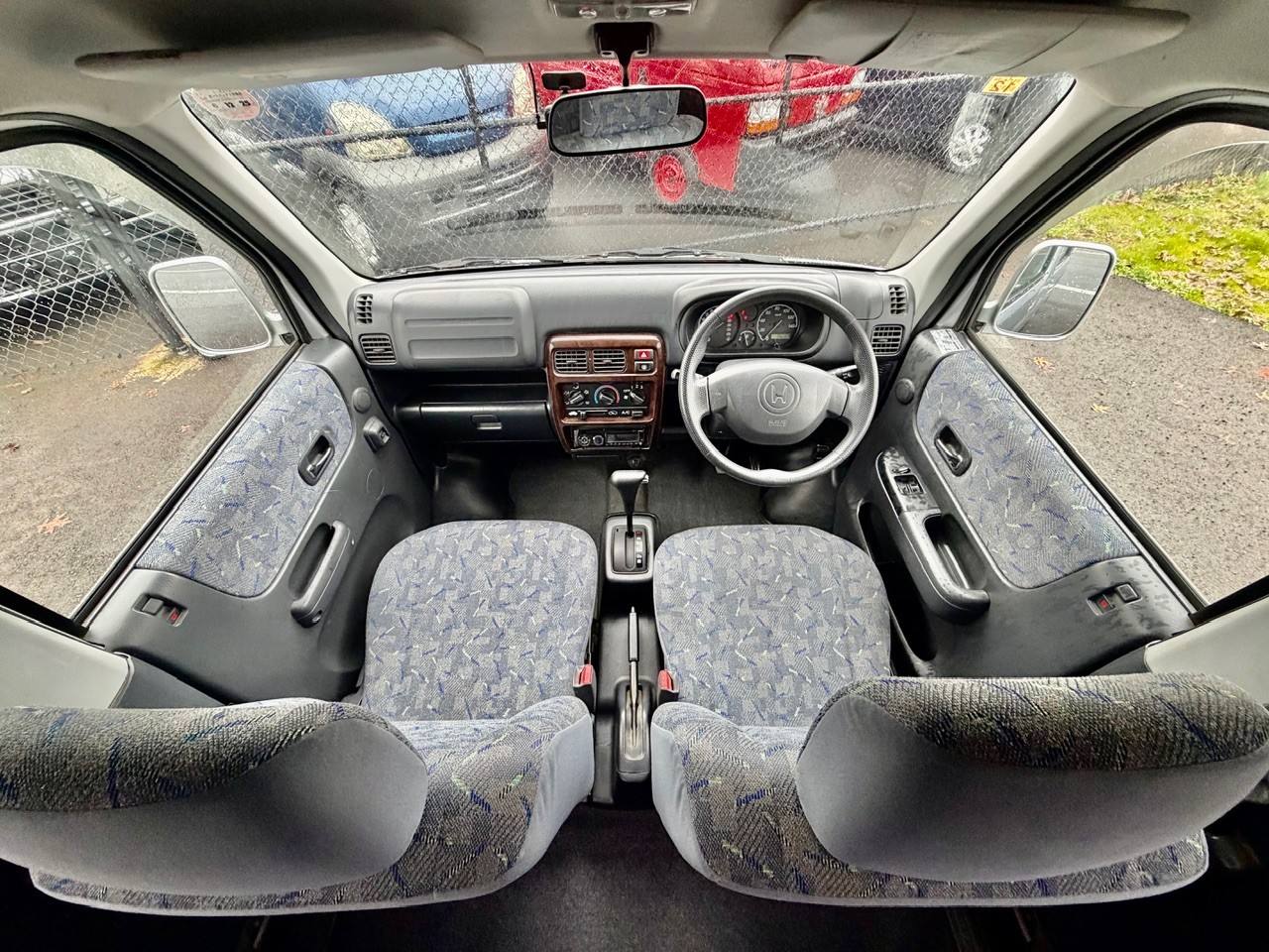 2000 Honda Vamos  Fulltime 4WD, PS, PW, PL, AC, Airbags, Auto