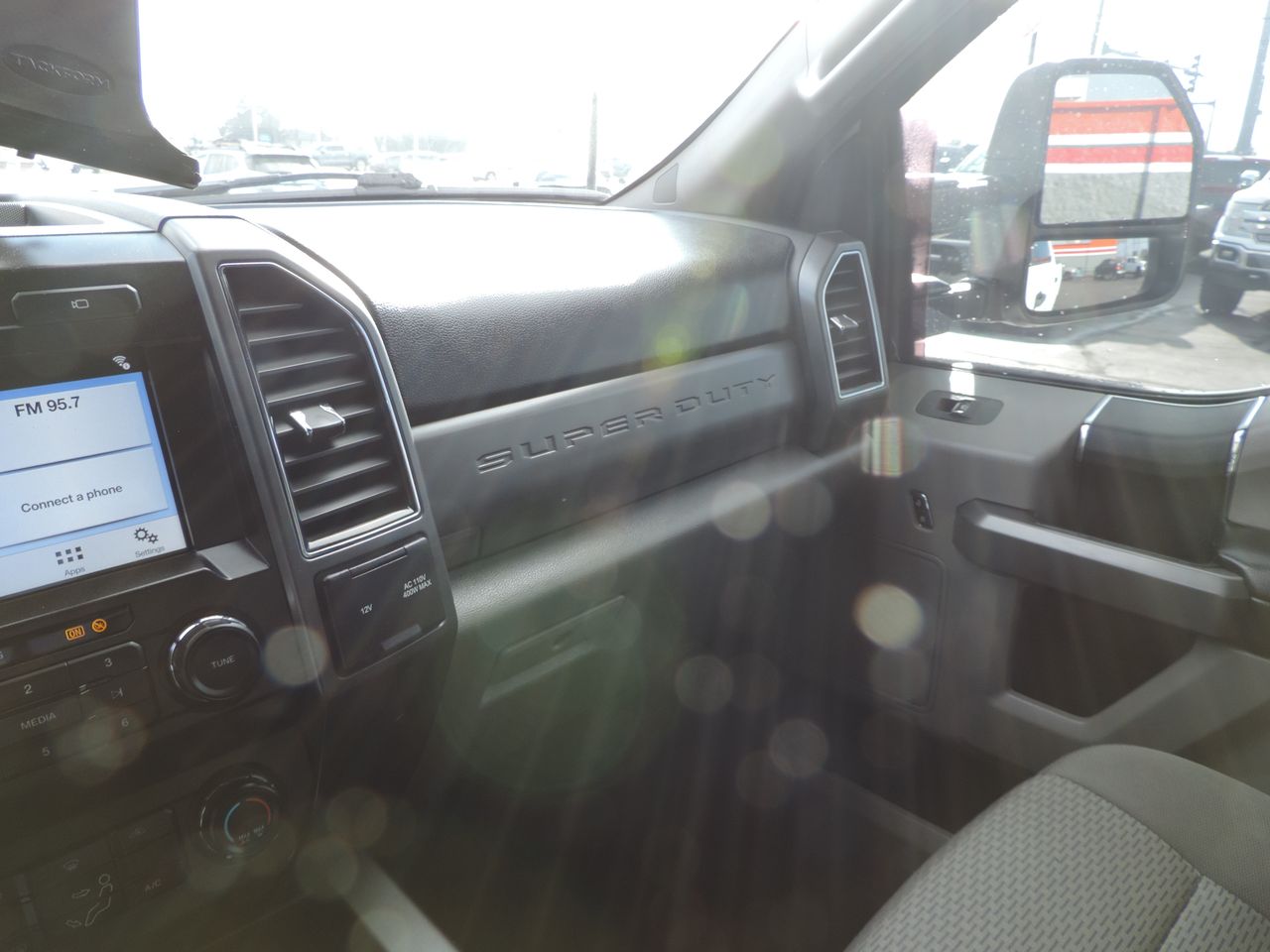 2019 Ford F-350 SD Crew Cab XLT FX4 4WD