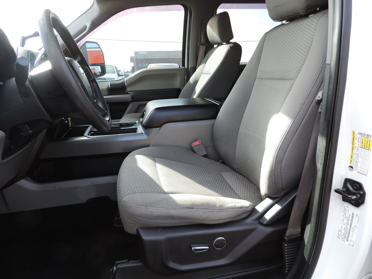 2019 Ford F-350 SD Crew Cab XLT FX4 4WD