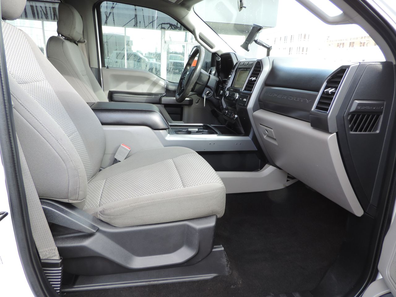 2019 Ford F-350 SD Crew Cab XLT FX4 4WD