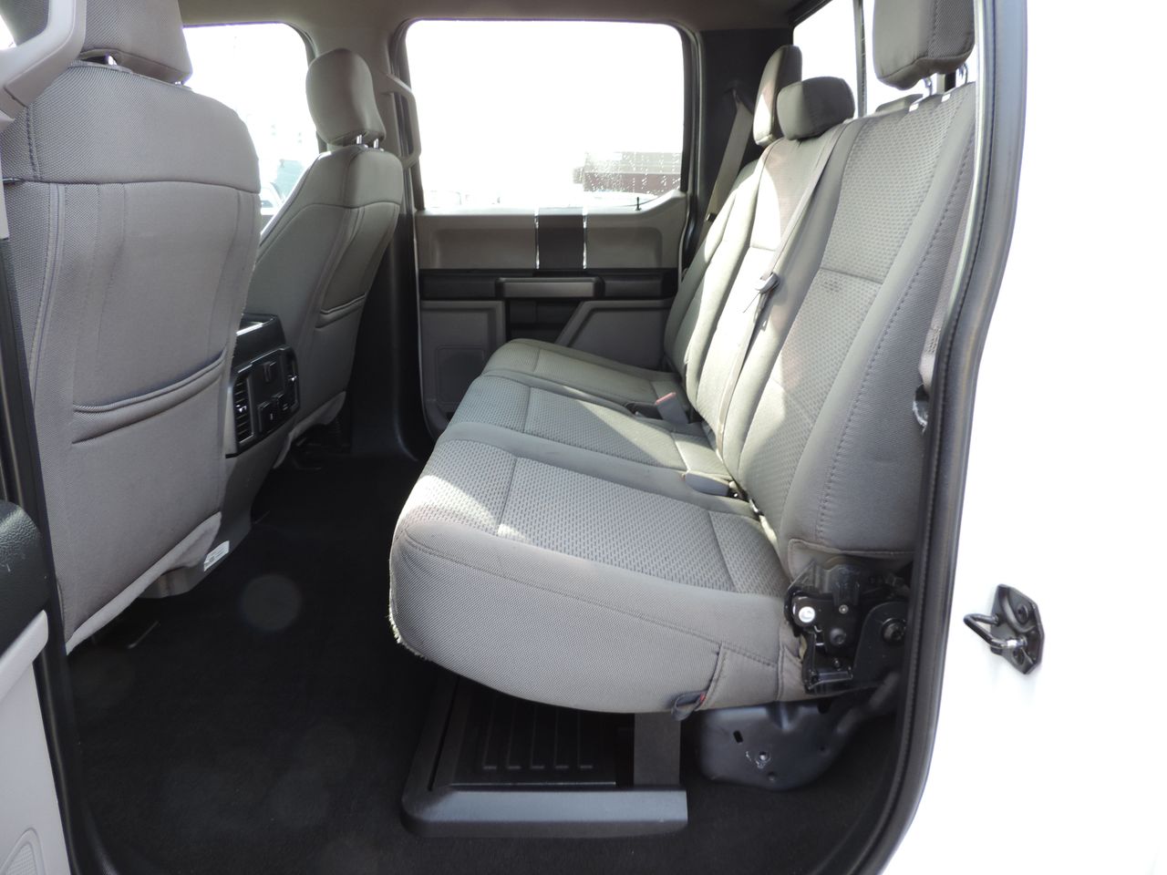2019 Ford F-350 SD Crew Cab XLT FX4 4WD