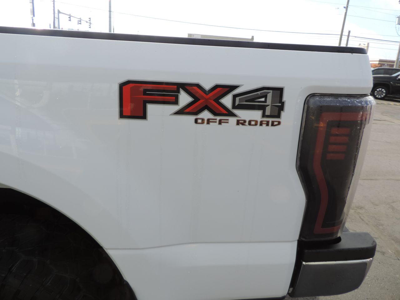 2019 Ford F-350 SD Crew Cab XLT FX4 4WD