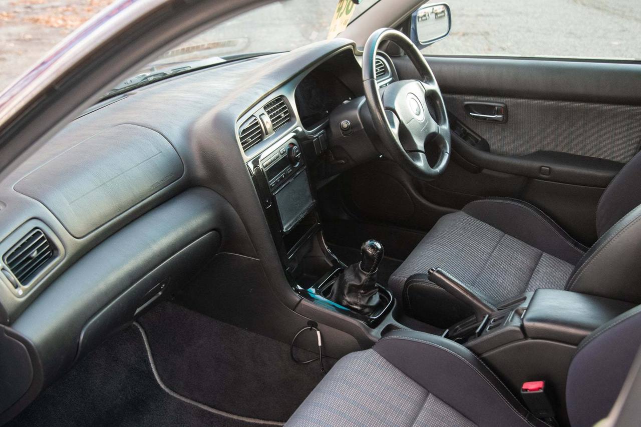 2000 Subaru Legacy B4 RSK Twin Turbo Intercooled 4WD, 5MT