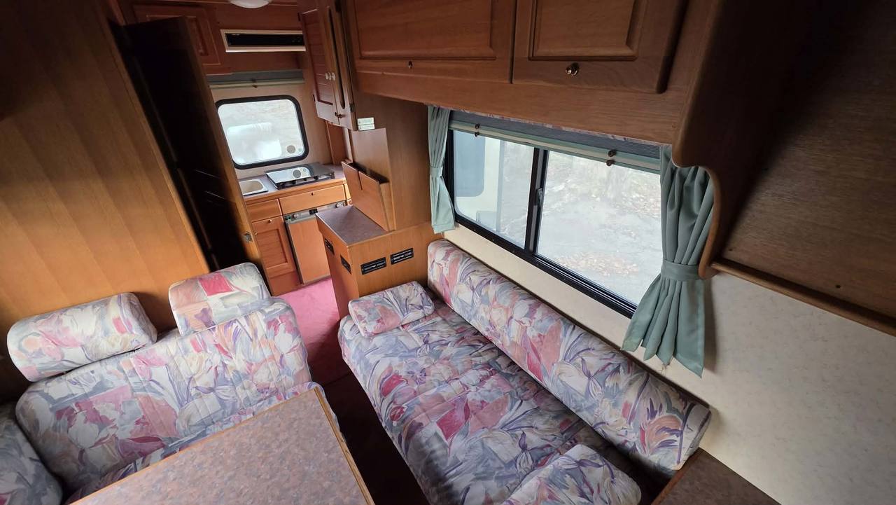 2001 Toyota Camroad Camper Limited 20th Anniversary 2WD, Auto