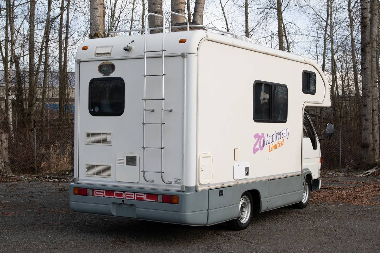 2001 Toyota Camroad Camper Limited 20th Anniversary 2WD, Auto