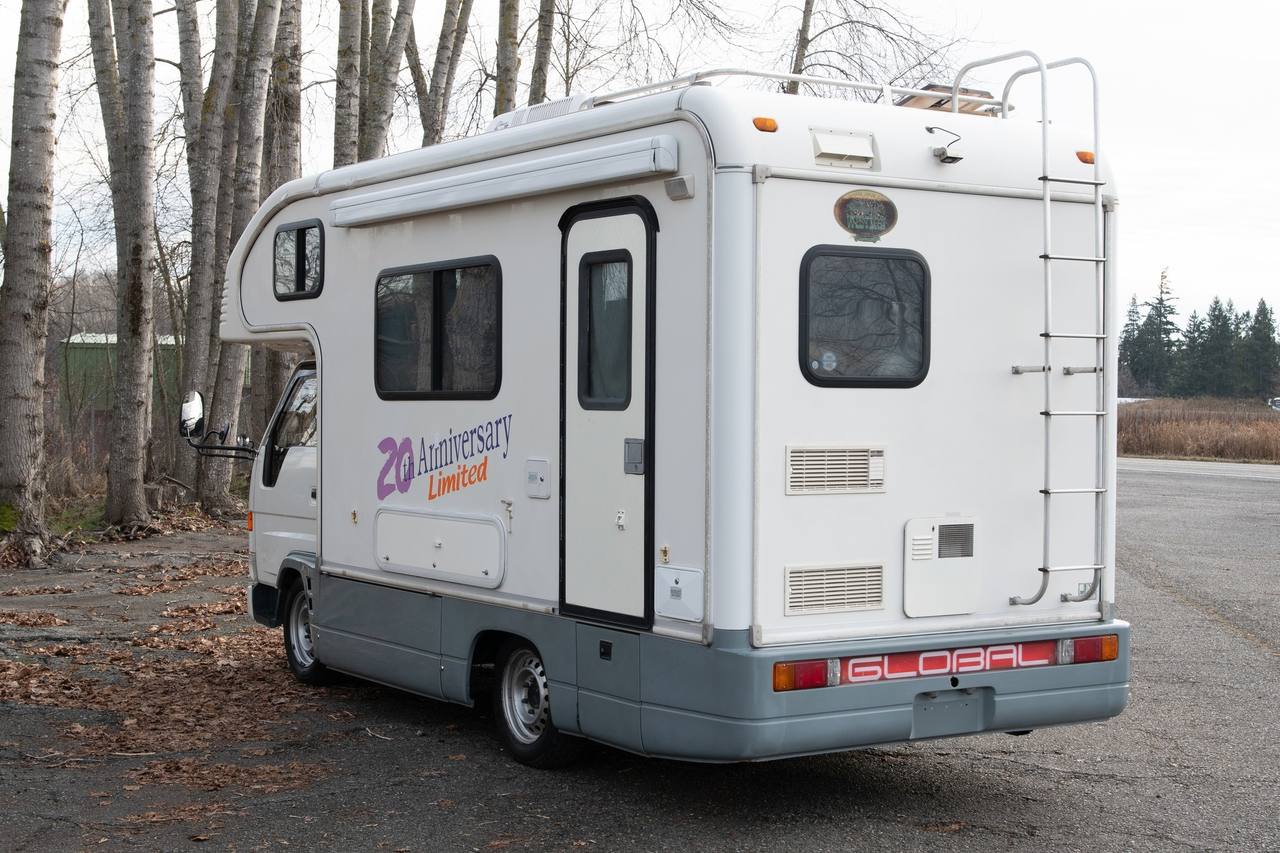 2001 Toyota Camroad Camper Limited 20th Anniversary 2WD, Auto