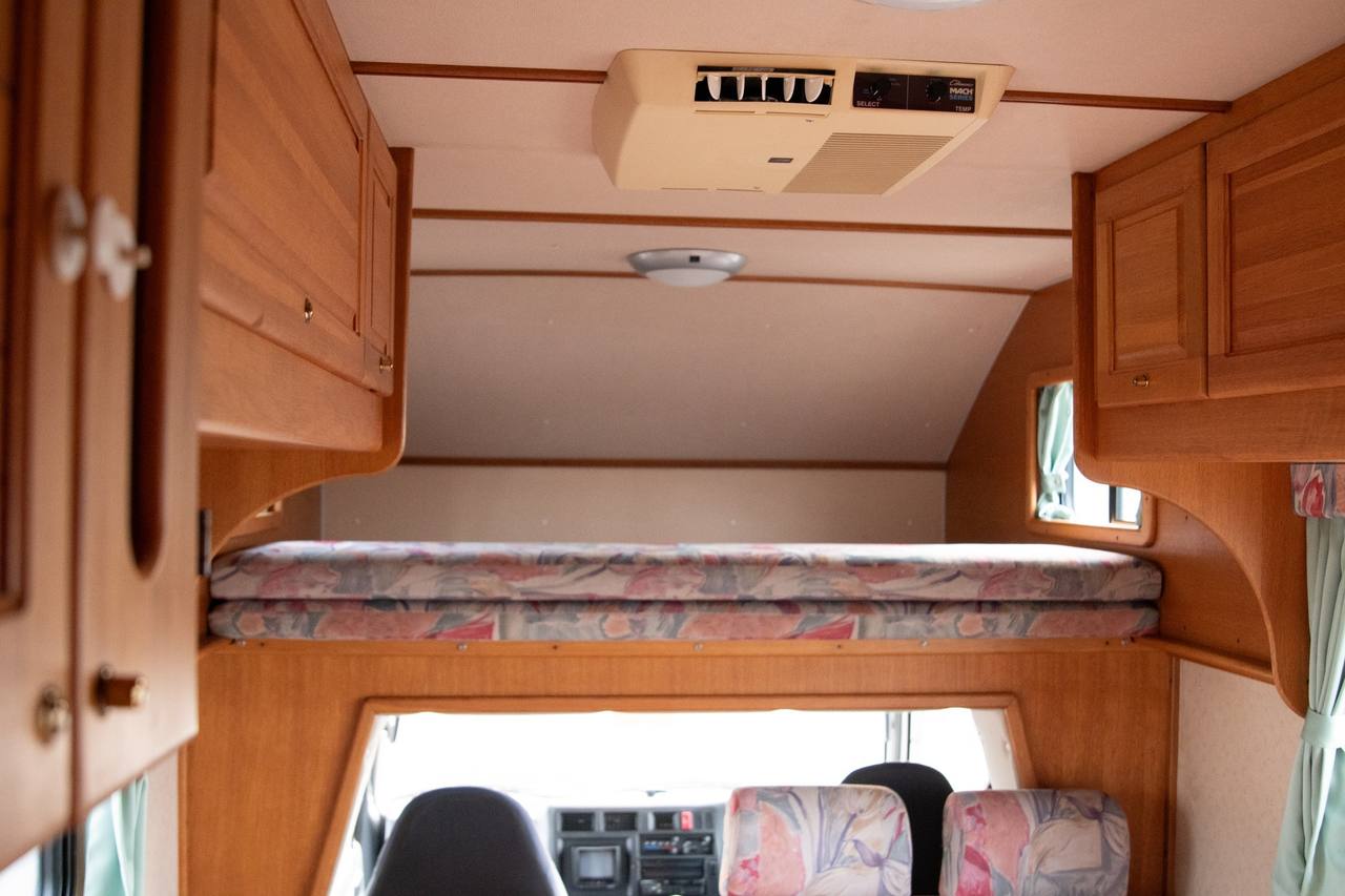2001 Toyota Camroad Camper Limited 20th Anniversary 2WD, Auto