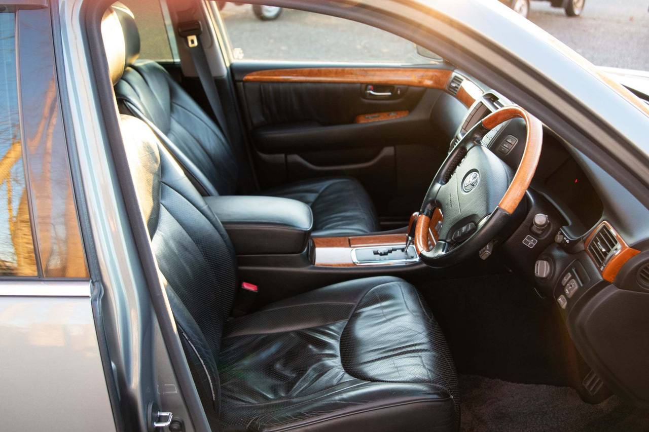 2000 Toyota Celsior Type C F Package RWD, Leather, Loaded, Auto