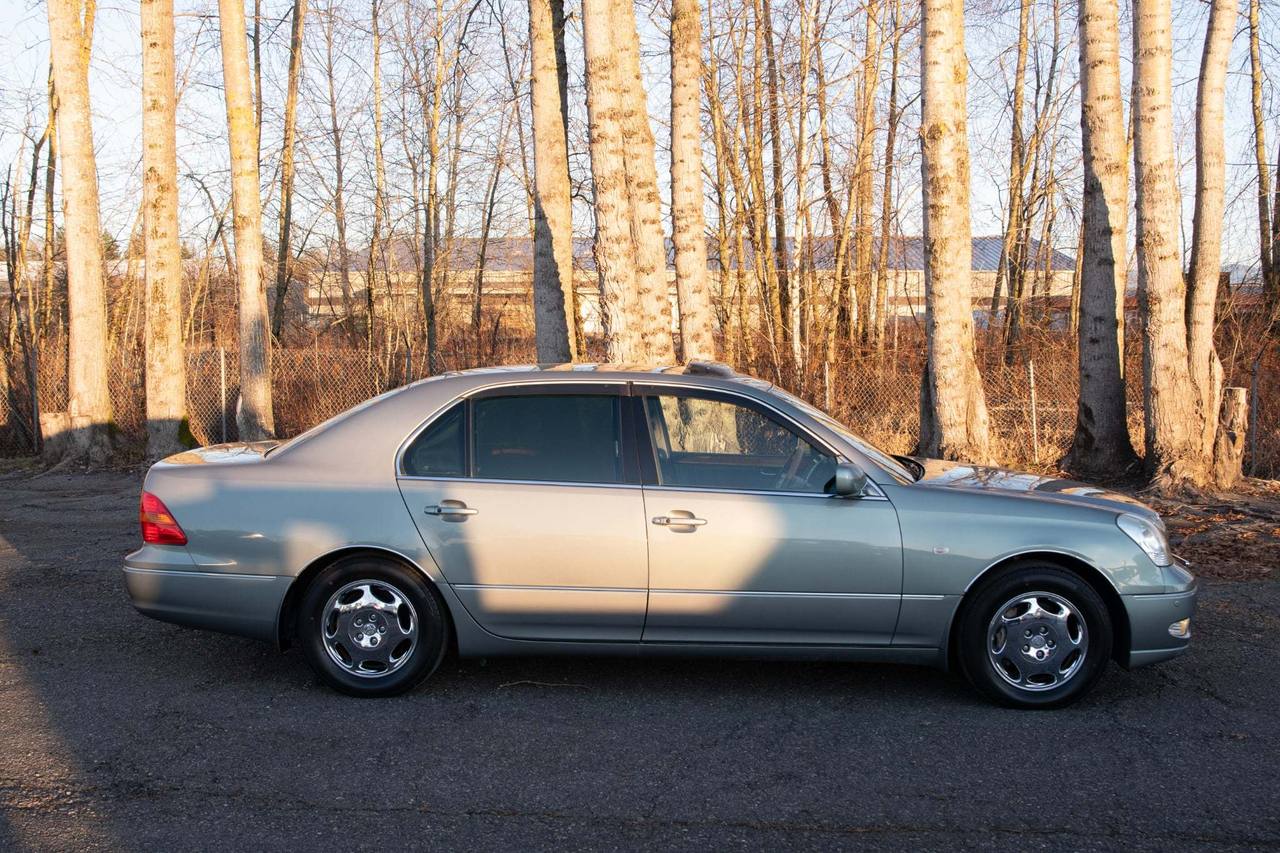 2000 Toyota Celsior Type C F Package RWD, Leather, Loaded, Auto