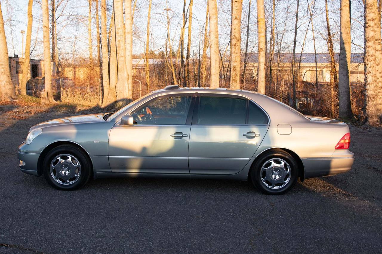 2000 Toyota Celsior Type C F Package RWD, Leather, Loaded, Auto
