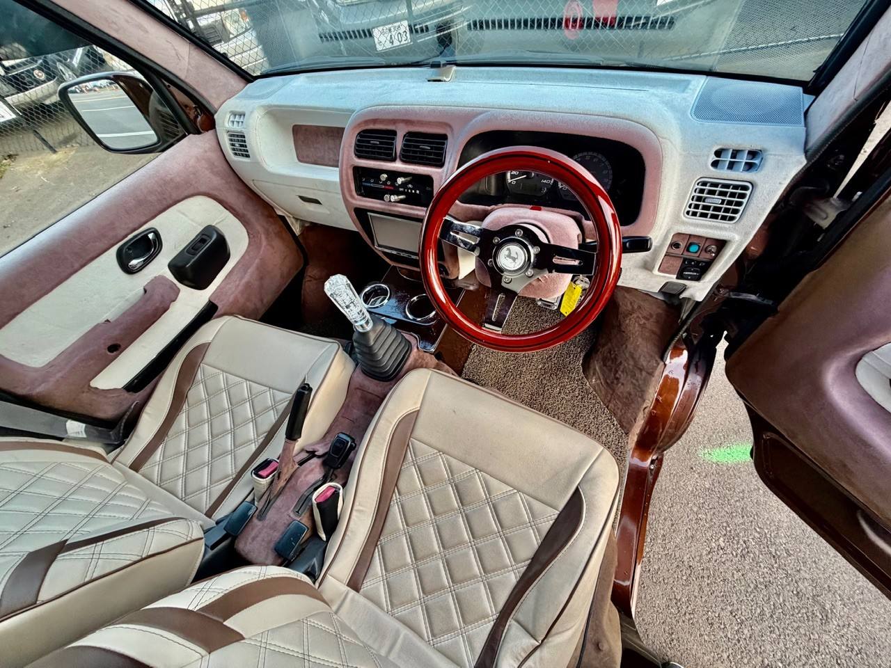 1999 Suzuki Carry Custom 4WD, 2Hi-4Hi-4Lo, PS, AC, 5MT