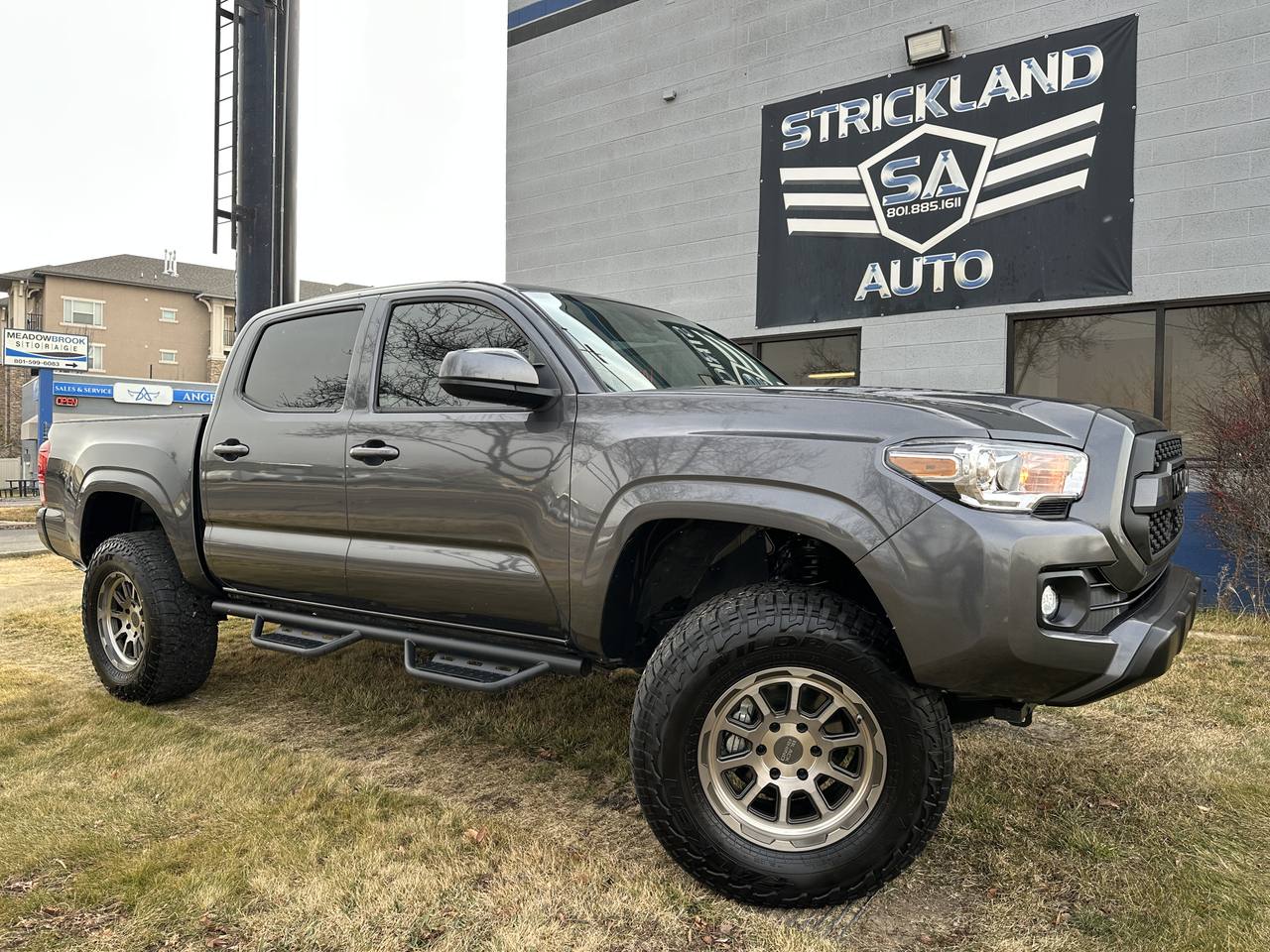 2023 Toyota Tacoma SR5 4WD V6
