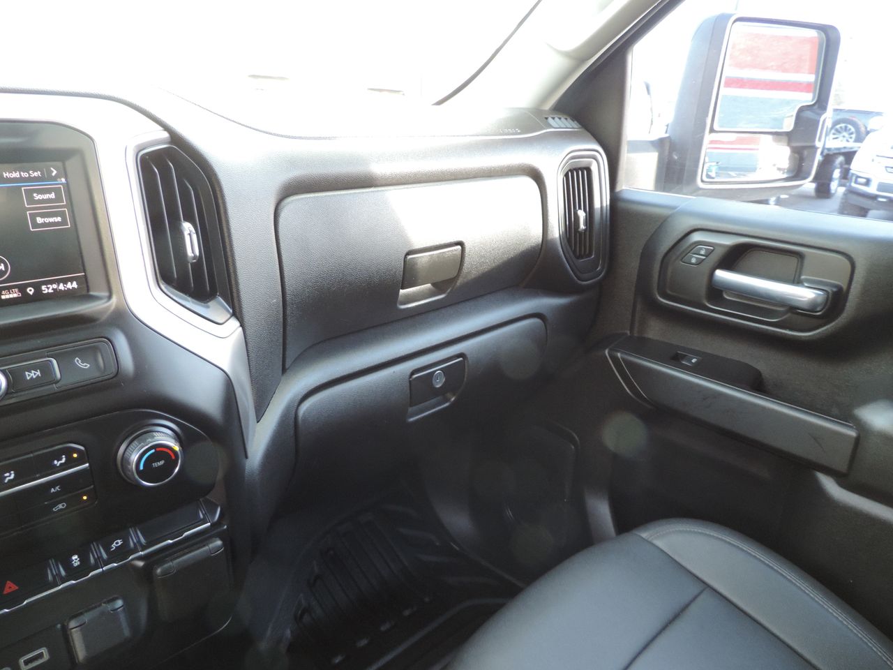 2021 Chevrolet Silverado 3500HD Crew Cab W/T Flatbed DRW 4WD