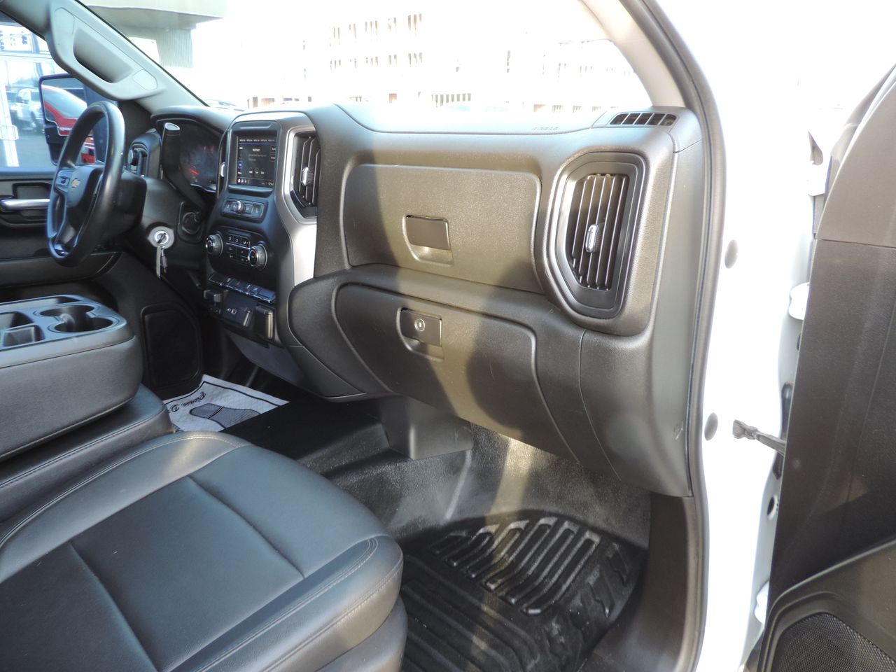 2021 Chevrolet Silverado 3500HD Crew Cab W/T Flatbed DRW 4WD