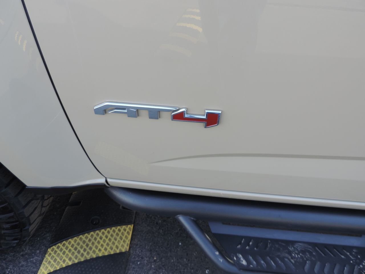2021 GMC Canyon Crew Cab AT4 4WD