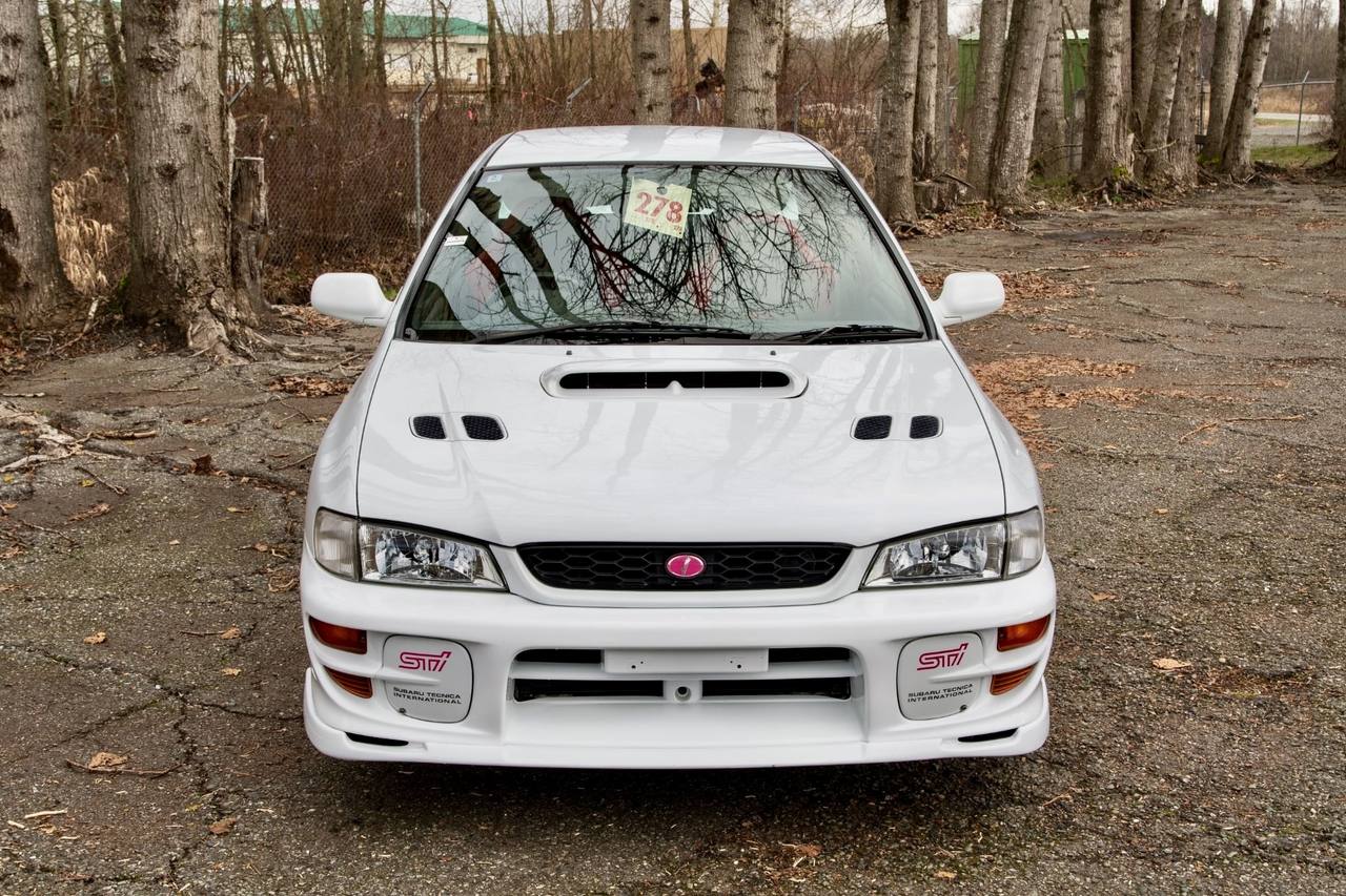 2000 Subaru Impreza WRX STI Version 6 4WD, PS, PW, PL, AC, 5MT